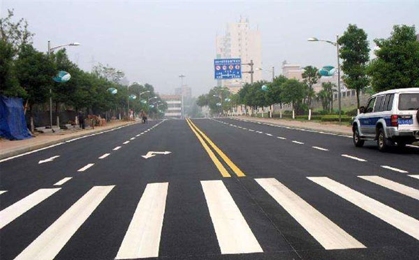 普兰标线涂料在普兰环氧地坪项目中的选择与应用