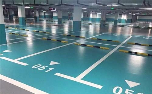 普兰普兰环氧地坪中涂：构筑坚固地面的关键环节